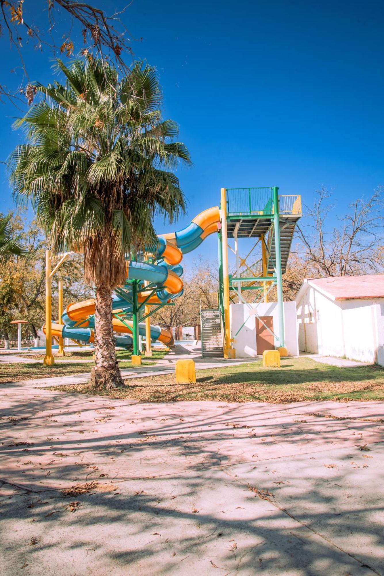 Hotel Pueblo Viejo Parras de la Fuente Extérieur photo