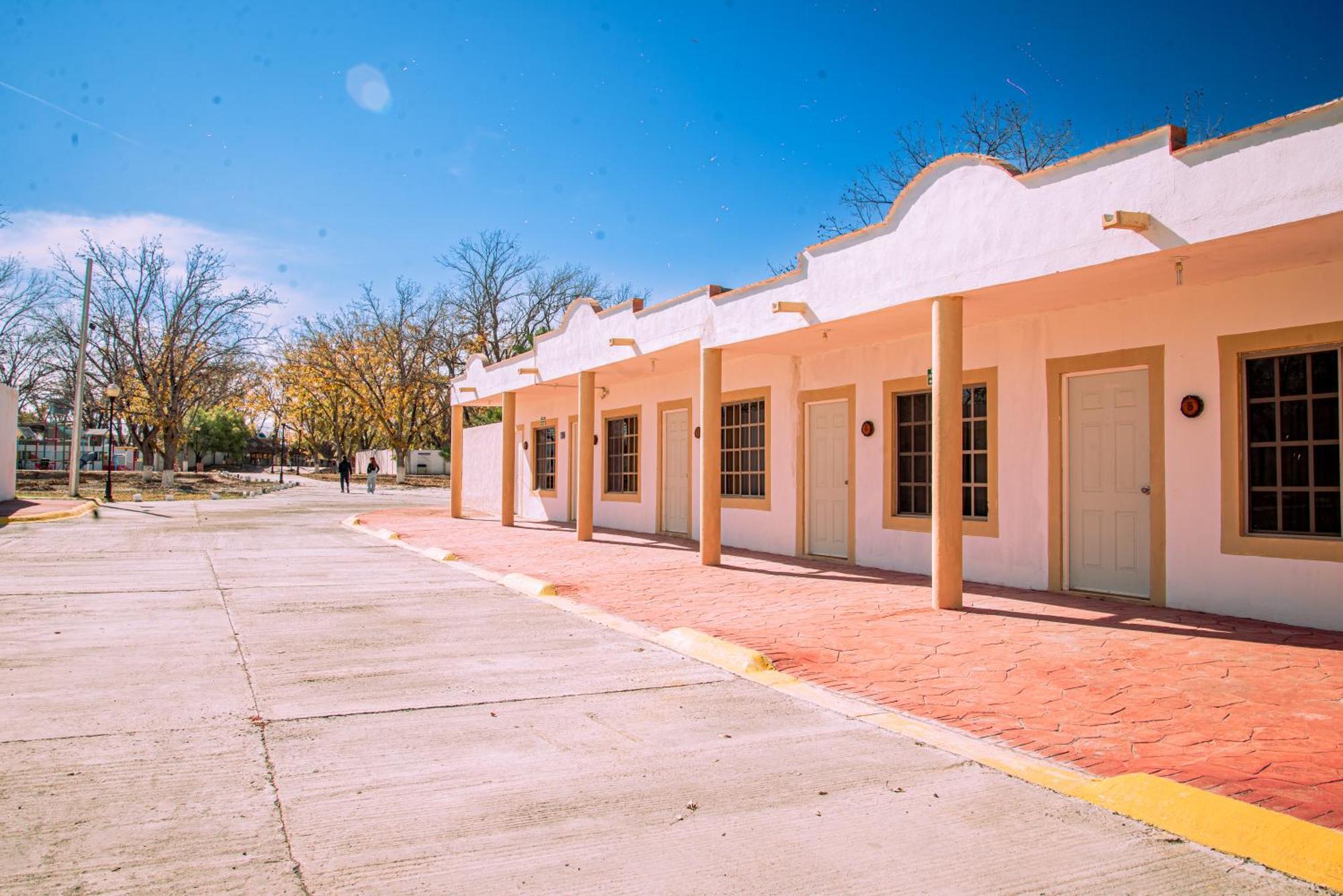 Hotel Pueblo Viejo Parras de la Fuente Extérieur photo